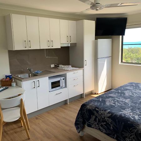 Island Views Bed & Breakfast Airlie Beach Ngoại thất bức ảnh